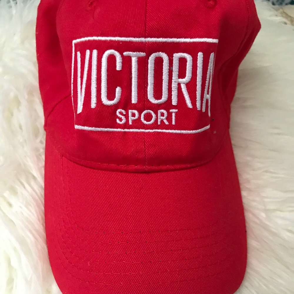 Victoria’s Sport Cap
